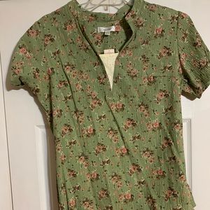 NWT plus size short  sleeve blouse